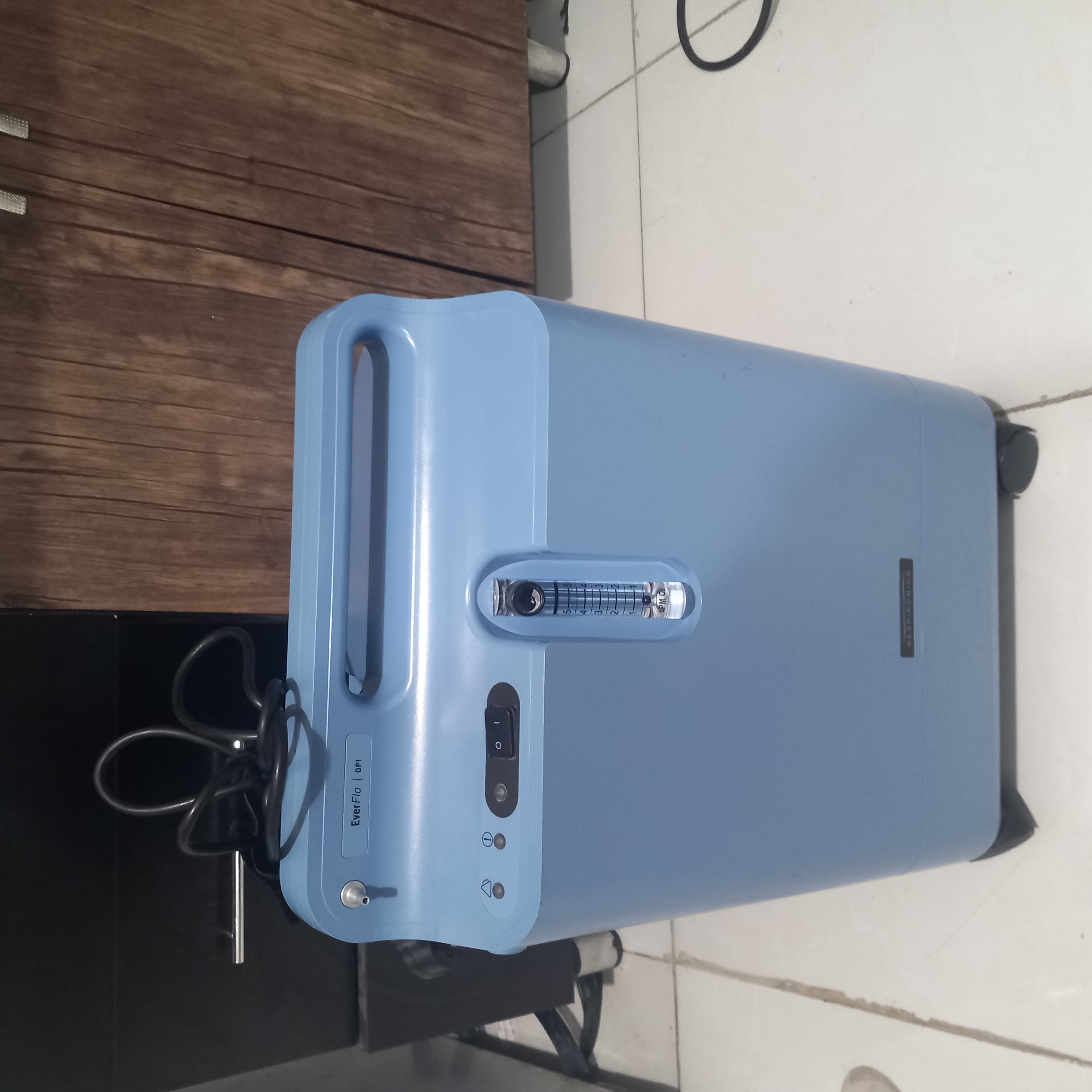 راهنمای جامع انتخاب بهترین دستگاه اکسیژن‌ساز خانگی در سال 1404